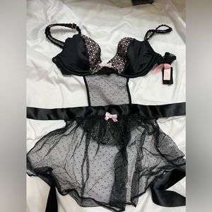 VS apron style 34B